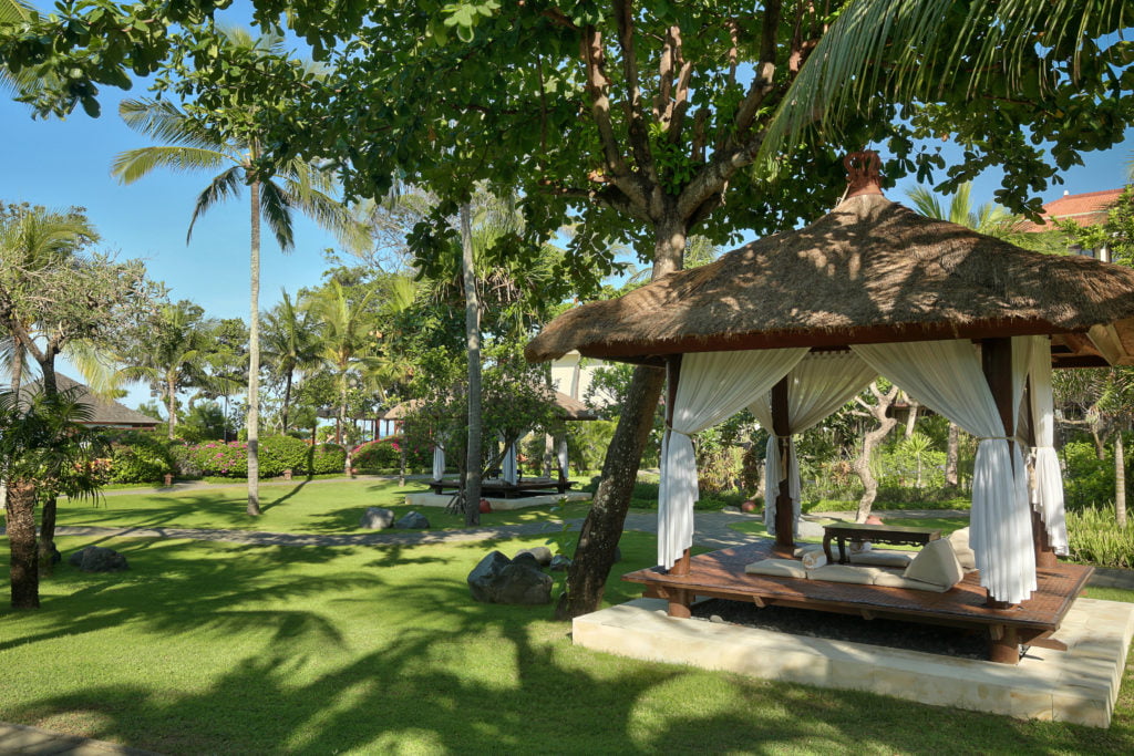 Tropical Lush Garden - The Seminyak Beach Resort & Spa